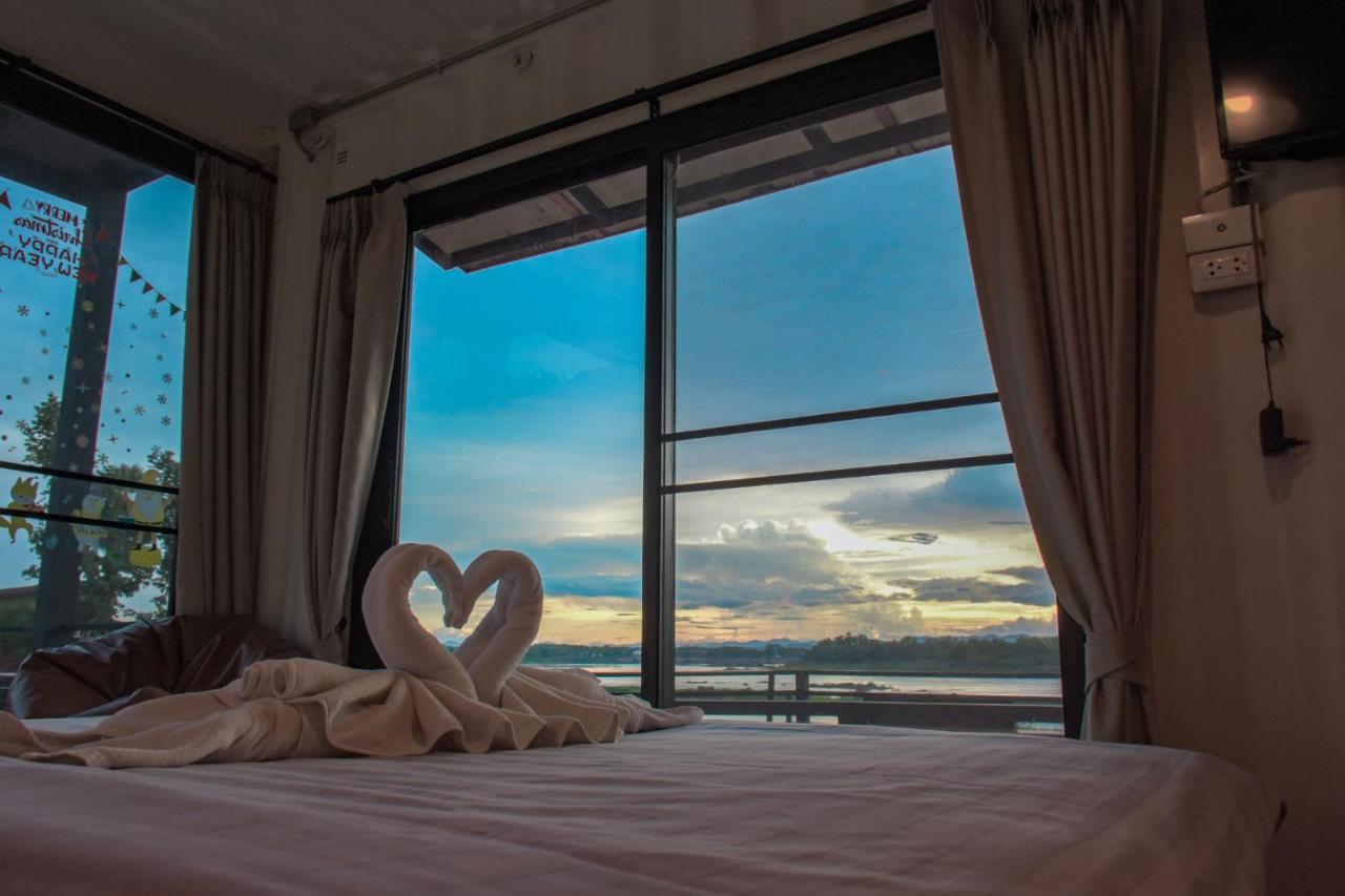 Hotel Inbox Living Rimkhong Chiang Khan Exteriér fotografie